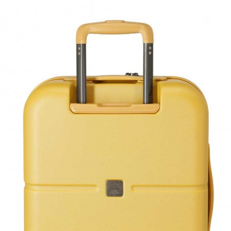 Valise cabine 55cm PEPE JEANS "Highlight" ocre jaune | Bagage avion petit format marque tendance mode Valise cabine 55cm PEPE JEANS "Highlight" ocre jaune | Bagage avion petit format marque tendance mode
