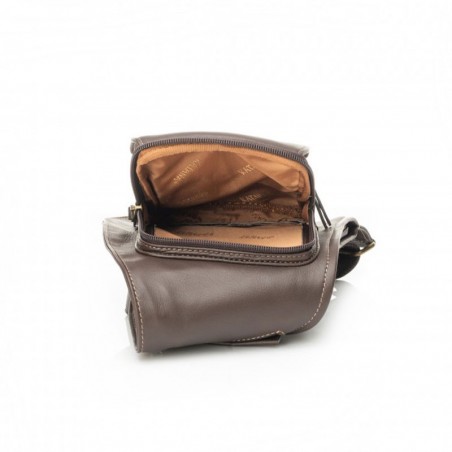 Sac body homme en cuir KATANA marron foncé chocolat | Sacoche holster porté travers pas cher Sac body homme en cuir KATANA marron foncé chocolat | Sacoche holster porté travers pas cher