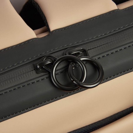 DELSEY sac à dos PC 14 pouces "Turenne" beige sable | Sac étanche style urbain sécurisé DELSEY sac à dos PC 14 pouces "Turenne" beige sable | Sac étanche style urbain sécurisé