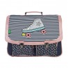 Cartable Tann's 41cm "Léa" marine | Grand sac scolaire fille style moderne broderie patin à roulettes CE2 CM1 CM2 Cartable Tann's 41cm "Léa" marine | Grand sac scolaire fille style moderne broderie patin à roulettes CE2 CM1 CM2