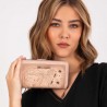 Portefeuille tout-en-un femme ANEKKE "Studio" beige | Photo du portefeuille Anekke porté Portefeuille tout-en-un femme ANEKKE "Studio" beige | Photo du portefeuille Anekke porté