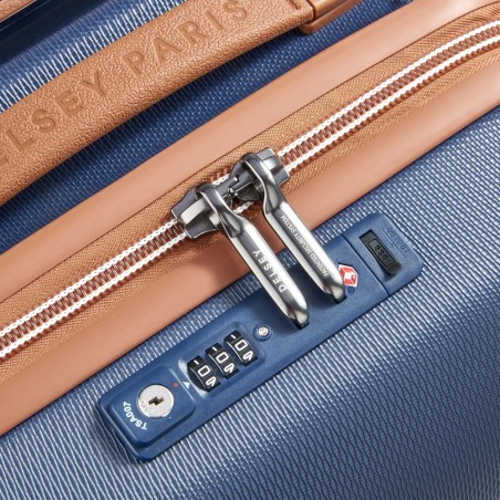 DELSEY Paris | Valise cabine Chatelet Air 2.0 marine | Bagage élégant haut de gamme luxe DELSEY Paris | Valise cabine Chatelet Air 2.0 marine | Bagage élégant haut de gamme luxe