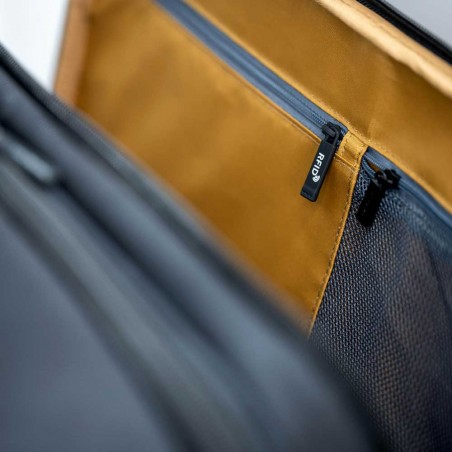 Hedgren | Pilot case trolley "Card" 15,6" noir | Bagage professionnel à roulettes haute qualité format cabine Hedgren | Pilot case trolley "Card" 15,6" noir | Bagage professionnel à roulettes haute qualité format cabine