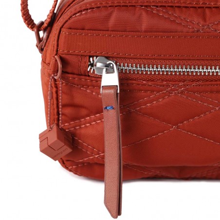 HEDGREN | Sac bandoulière "Maia" rouille effet matelassé | Sac femme mini format léger sécurisé haute qualité design épuré HEDGREN | Sac bandoulière "Maia" rouille effet matelassé | Sac femme mini format léger sécurisé haute qualité design épuré