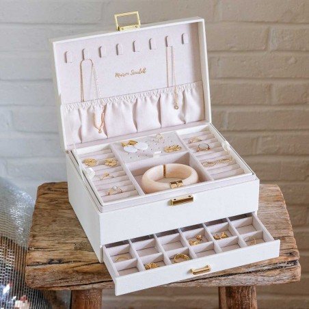 Maison Scarlett | Coffret à bijoux "Denise" blanc | Boîte à bijoux femme grand modèle cuir synthétique pas cher Maison Scarlett | Coffret à bijoux "Denise" blanc | Boîte à bijoux femme grand modèle cuir synthétique pas cher