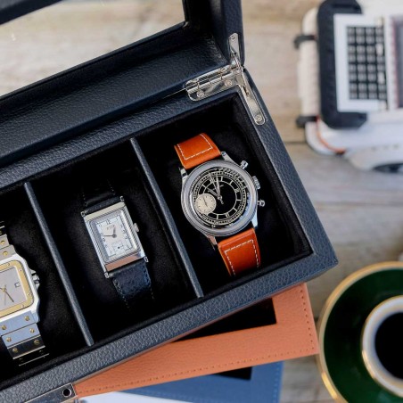 Maison Scarlett | Coffret à montres "Jean" 5 emplacements marine | Boîte rangement montres collectionneur pas cher Maison Scarlett | Coffret à montres "Jean" 5 emplacements marine | Boîte rangement montres collectionneur pas cher