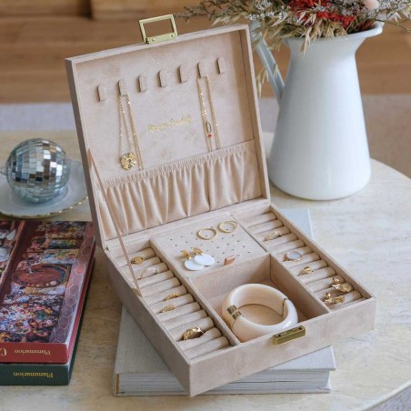Maison Scarlett | Coffret à bijoux en velours "Anne" beige | Boîte à bijoux femme carré élégante cadeau