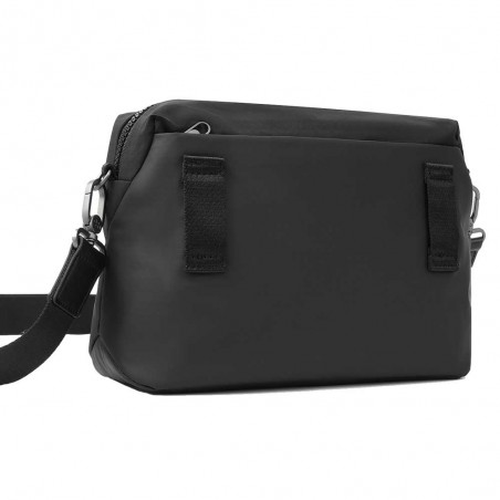 Hedgren | Sac bandoulière "Totoi" noir | Sac femme porté croisé léger design élégant haute qualité matière recyclée Hedgren | Sac bandoulière "Totoi" noir | Sac femme porté croisé léger design élégant haute qualité matière recyclée